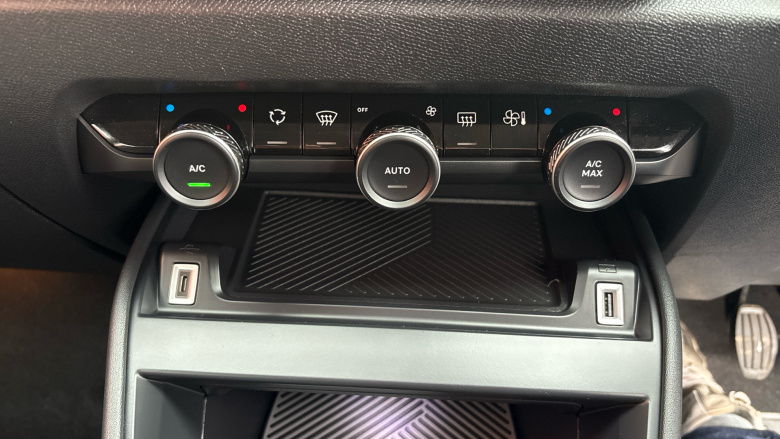 Citroen C4 1.2 PureTech [130] Sense Plus 5dr Petrol Hatchback